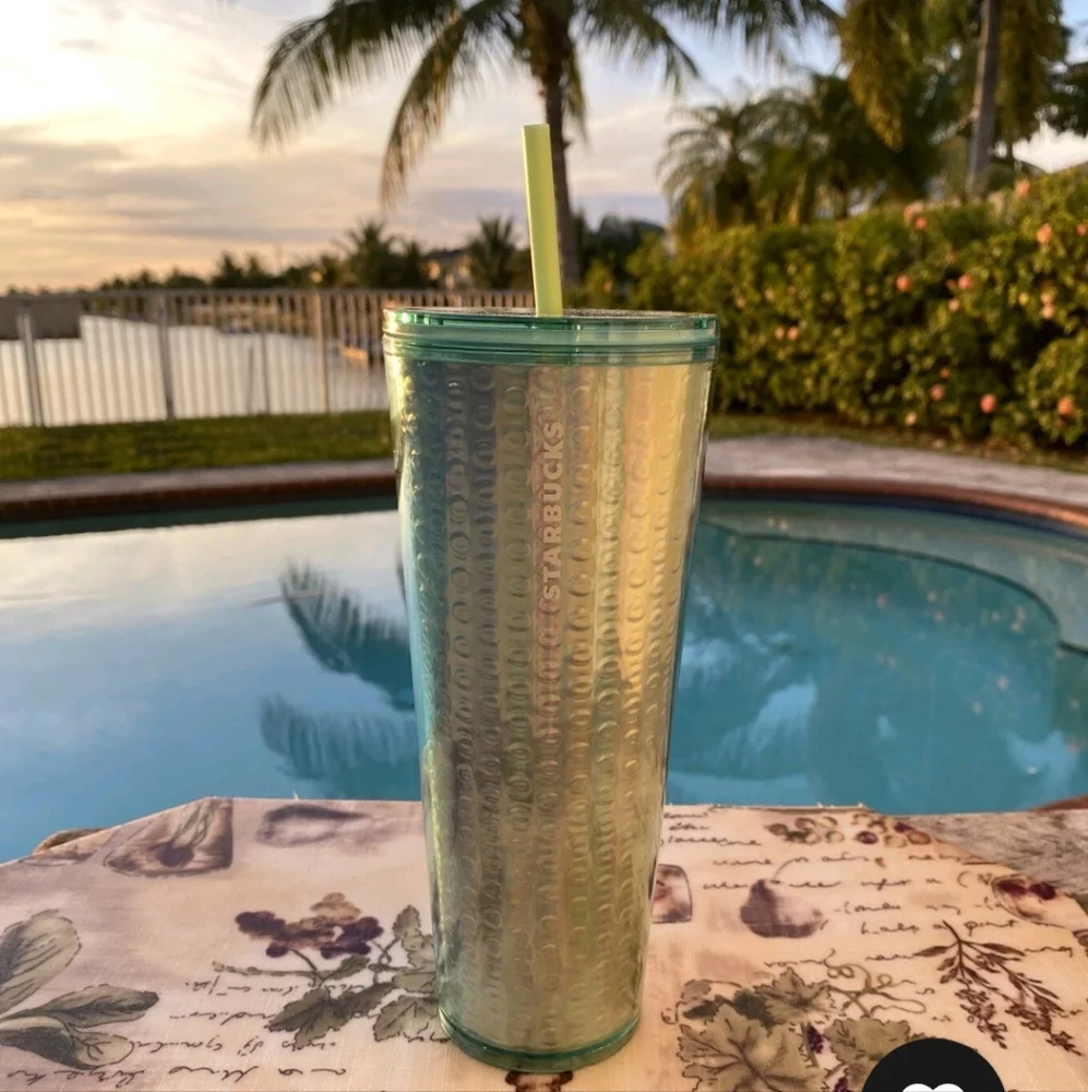 Starbucks 24oz Cold Cup, Collectible 2020, Bubblemint Aqua Green‎ Design, New!